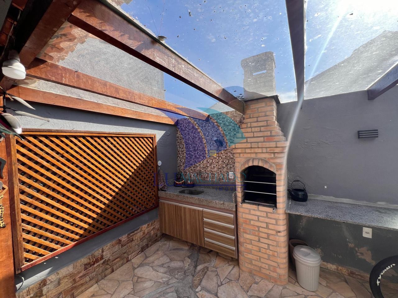 Casa à venda com 2 quartos, 52m² - Foto 8