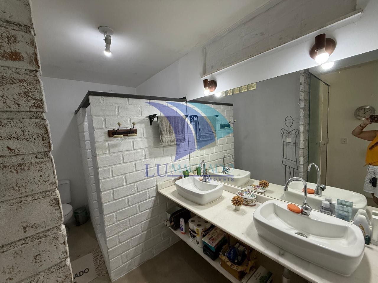 Casa à venda e aluguel com 3 quartos, 197m² - Foto 11