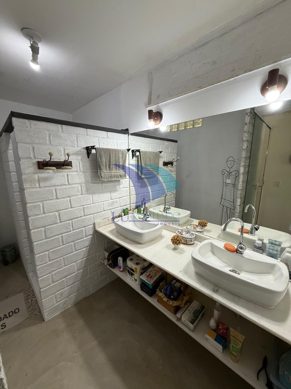 Casa à venda e aluguel com 3 quartos, 197m² - Foto 13