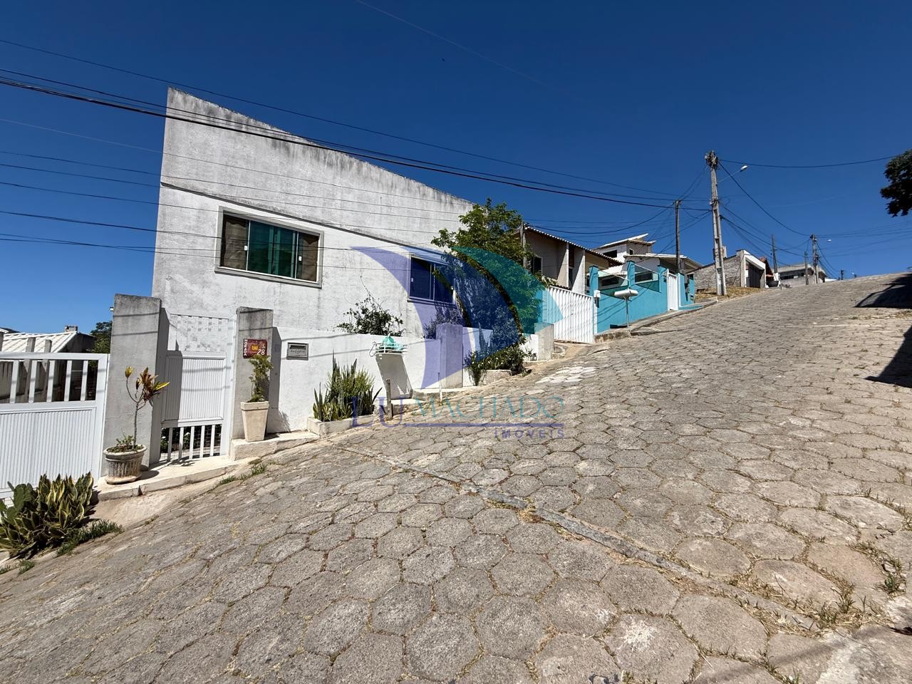 Casa à venda e aluguel com 3 quartos, 197m² - Foto 32