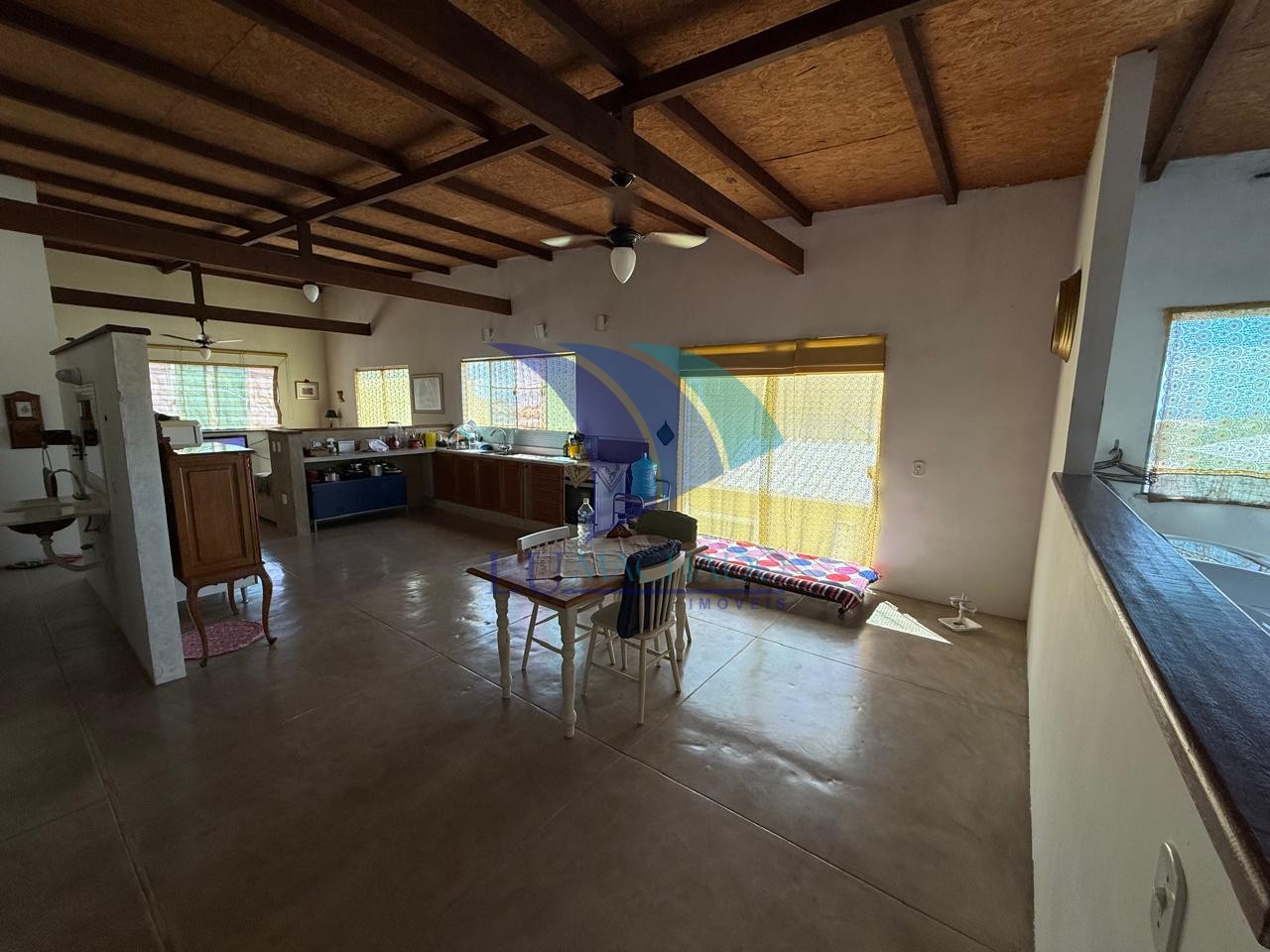 Casa à venda e aluguel com 3 quartos, 197m² - Foto 7