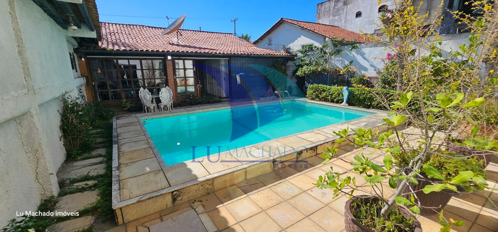 Casa à venda com 4 quartos, 210m² - Foto 46